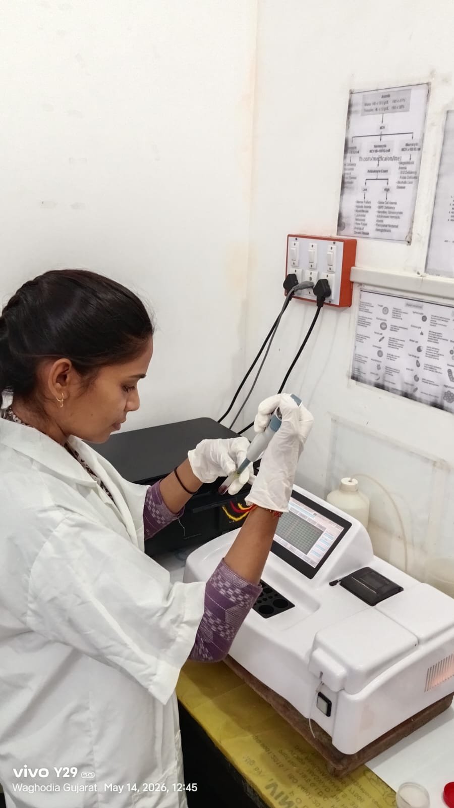 Step 3: precision pipetting at the analyzer